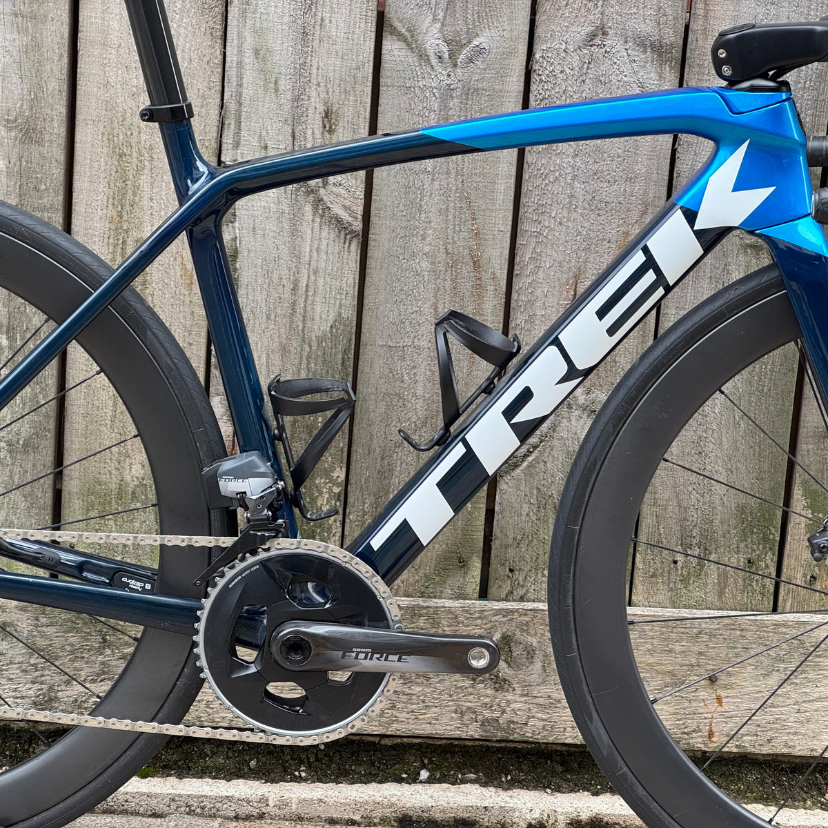 Trek Emonda Disc Full Carbon Road Bike 52cm SRAM Force AXS