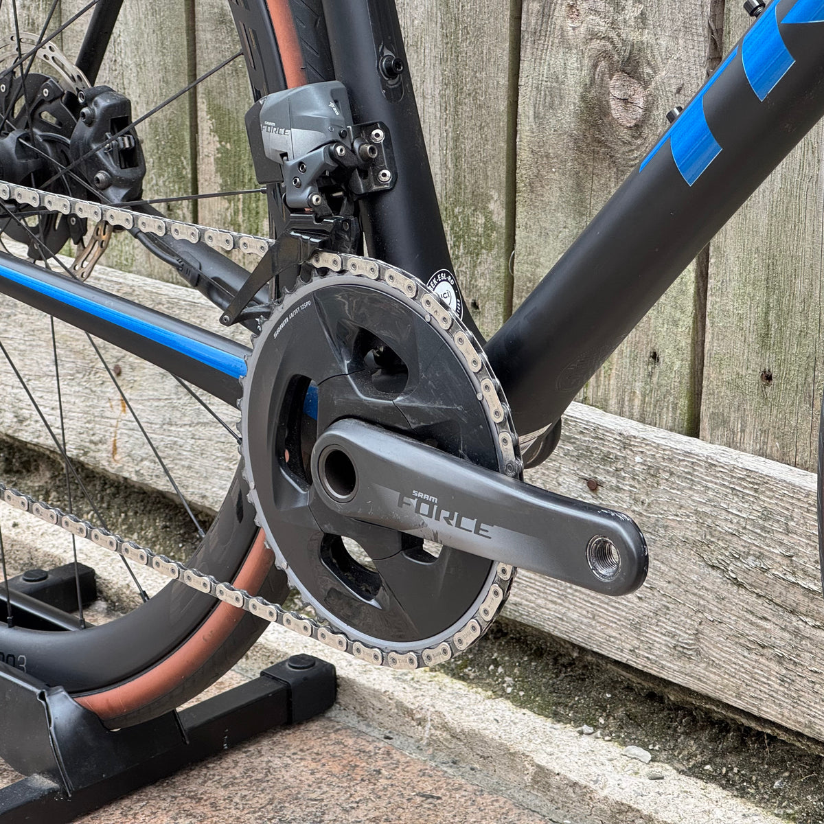 Trek Emonda SL7 Disc Full Carbon Road Bike 56cm SRAM Force AXS