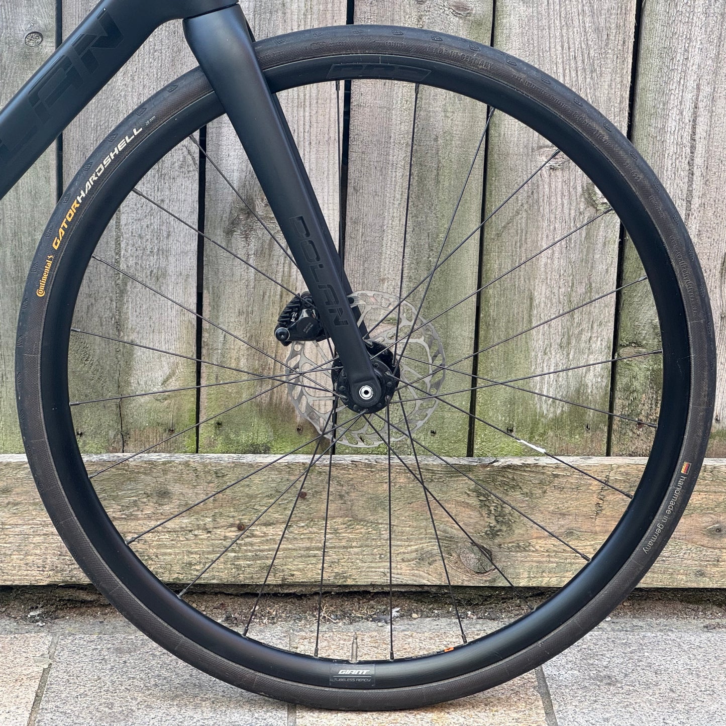 Dolan Tuono Disc Full Carbon Road Bike XL 105 Di2 12s