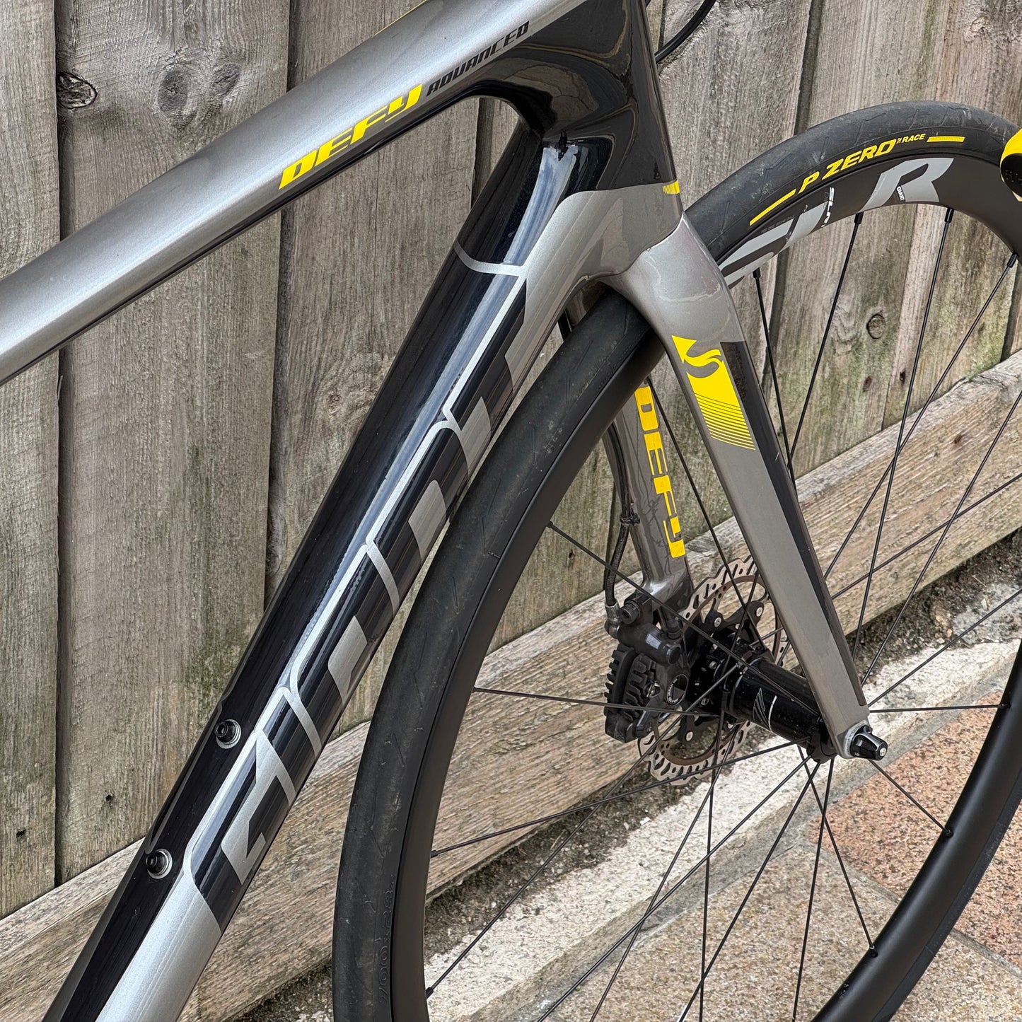 Giant Defy Advanced Pro 1 Disc Full Carbon Road Bike Medium Ultegra Di2