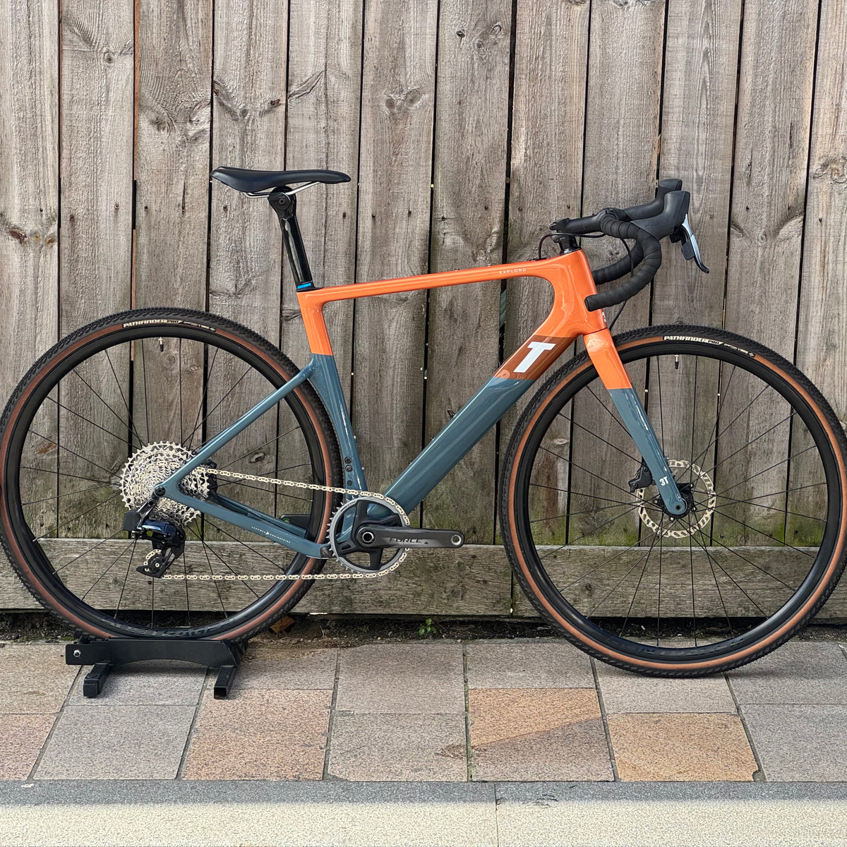 3T Exploro RaceMax Disc Full Carbon Gravel Bike 54cm SRAM Force AXS