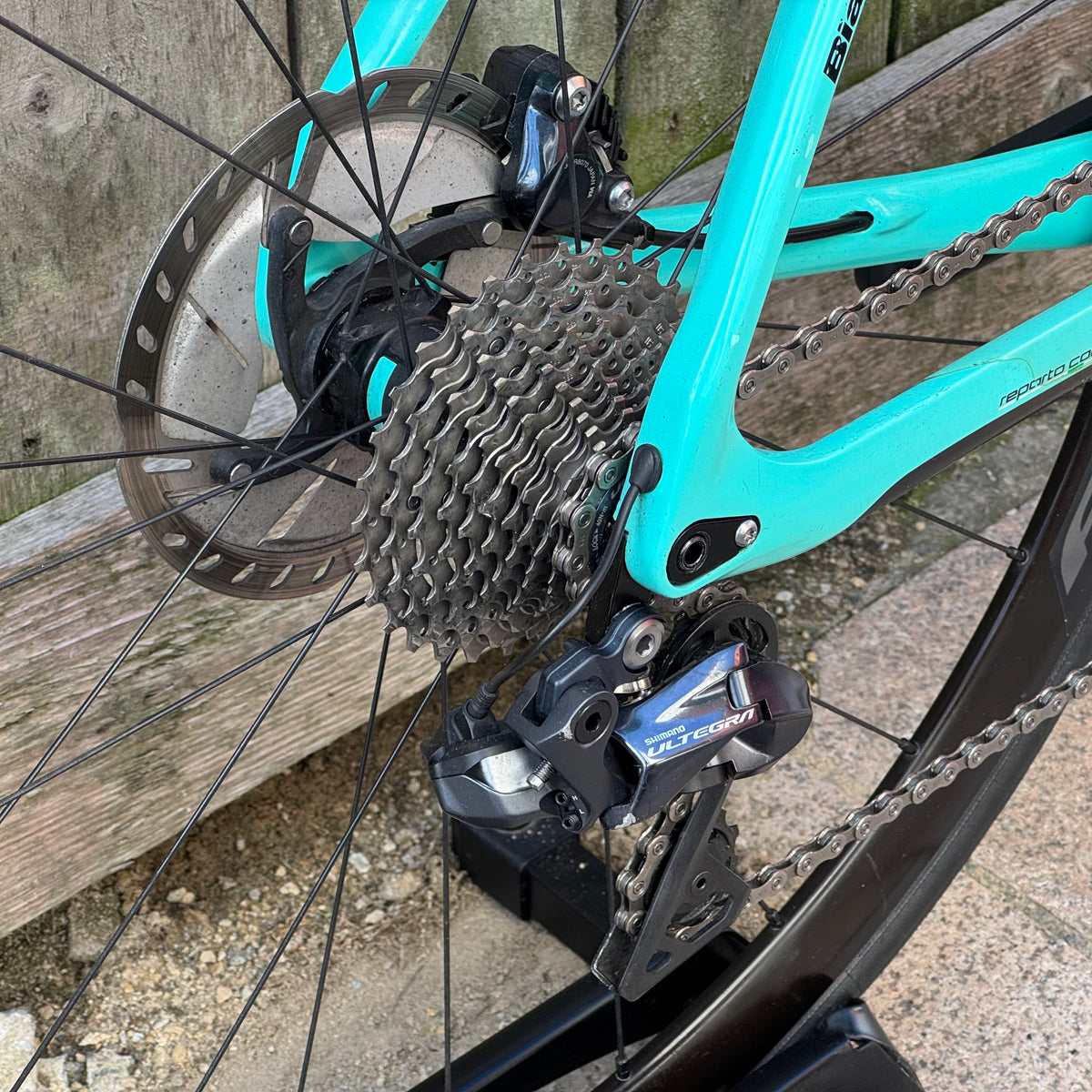Bianchi Infinito CV Disc Full Carbon Road Bike 55cm Ultegra Di2