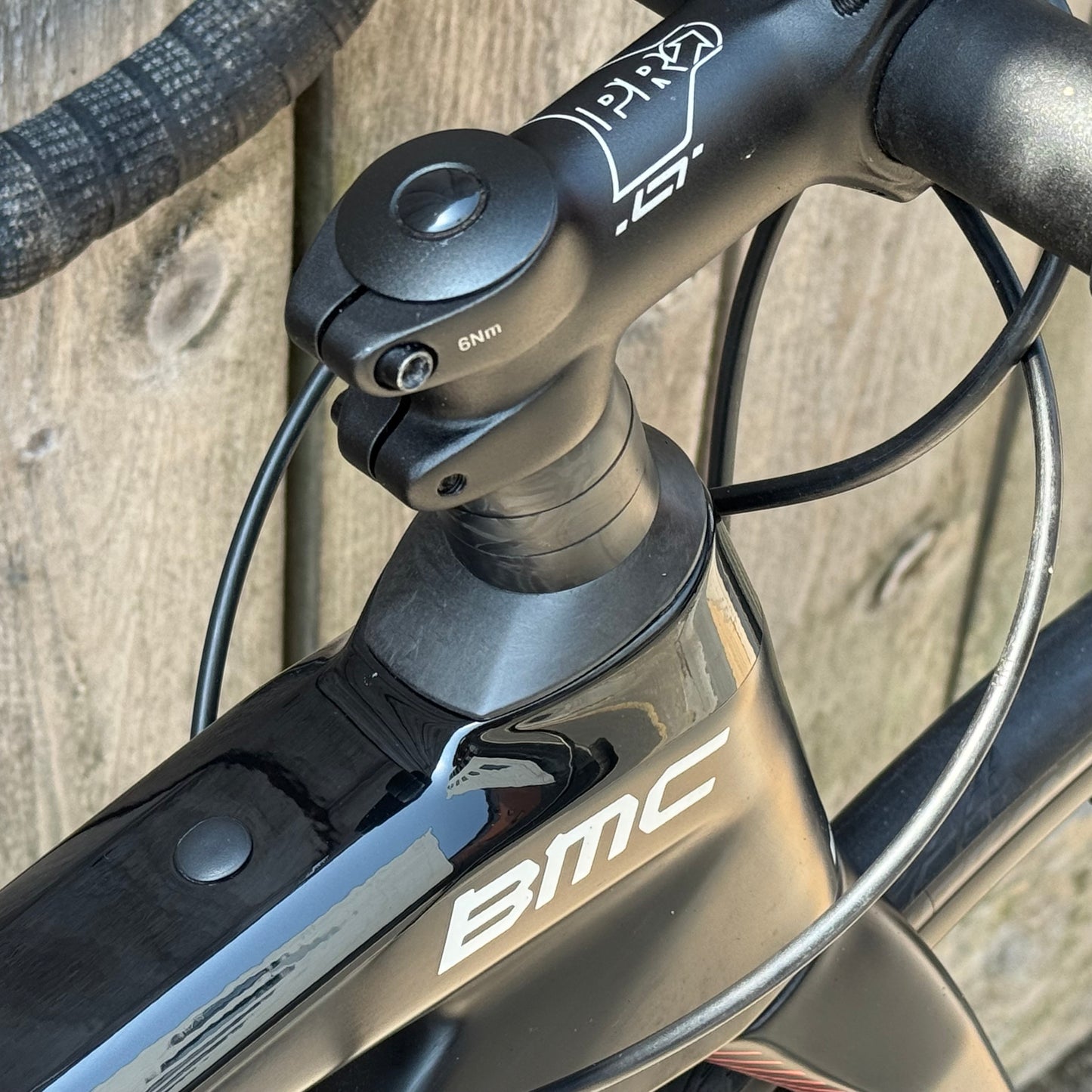 BMC RoadMachine Two Disc Full Carbon Road Bike 47cm 105