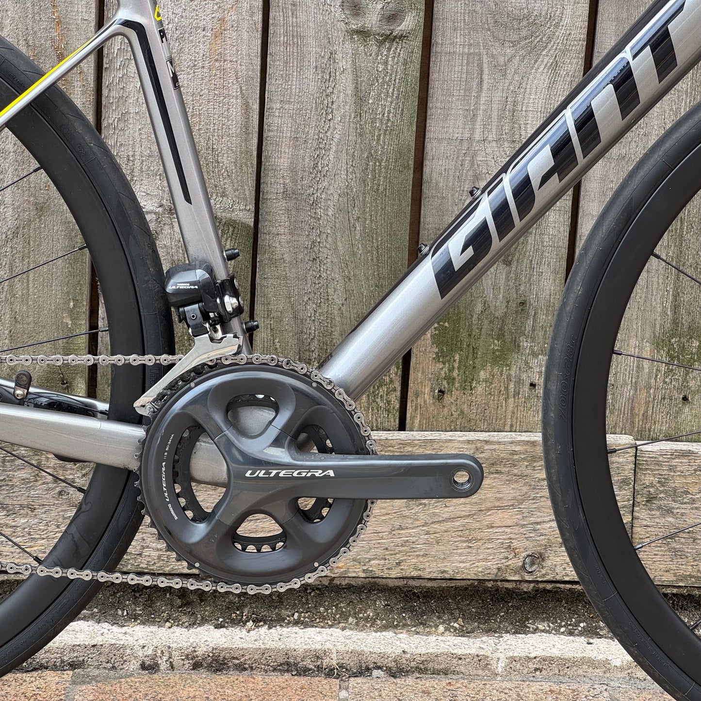 Giant Defy Advanced Pro 1 Disc Full Carbon Road Bike Medium Ultegra Di2