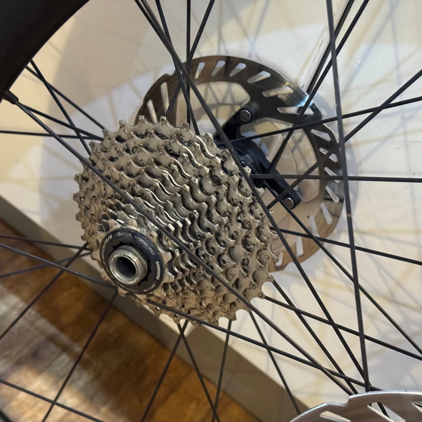 Hunt Tubeless Disc Carbon Wheelset 700c