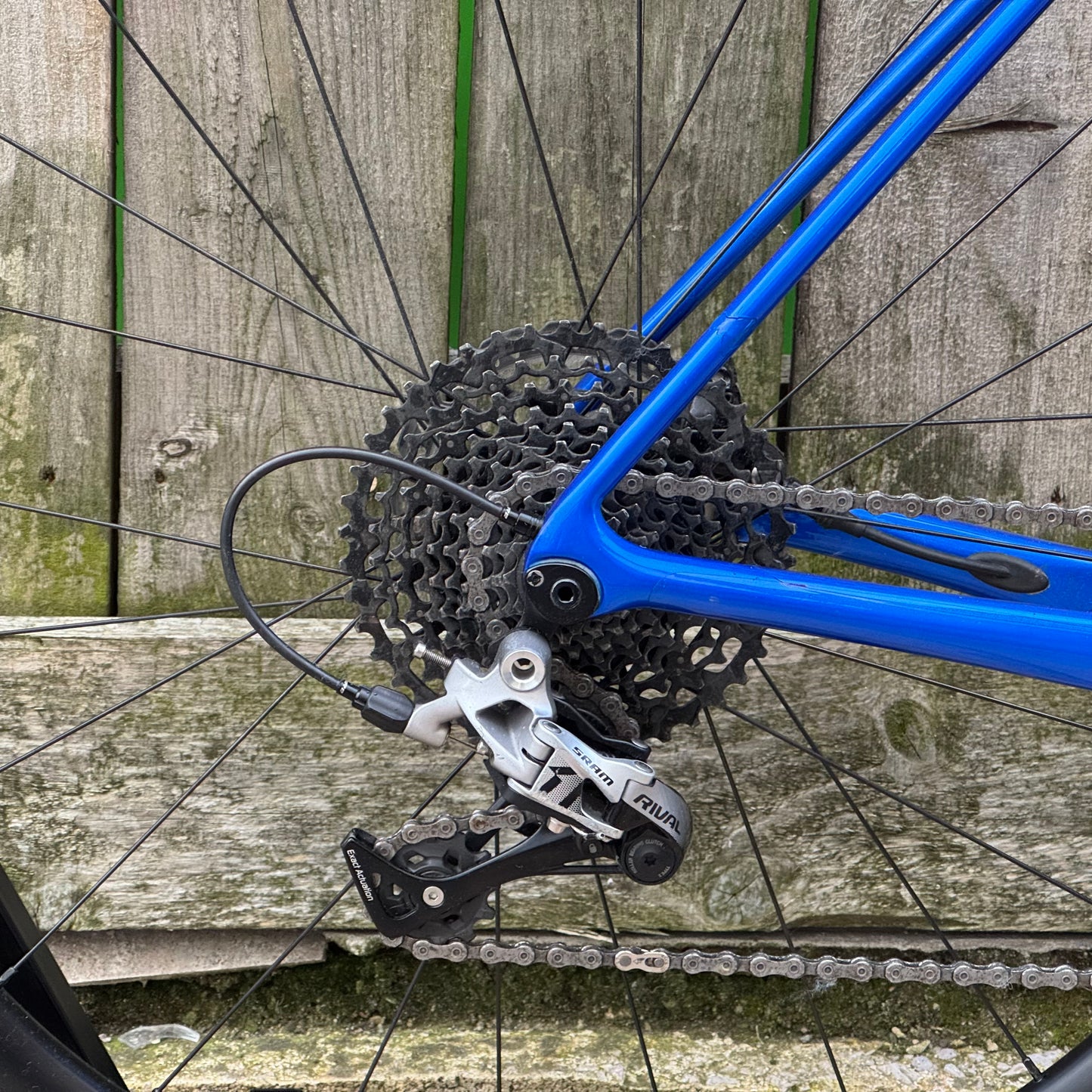 Giant TCR Advanced Disc Full Carbon Road Bike Medium SRAM Rival