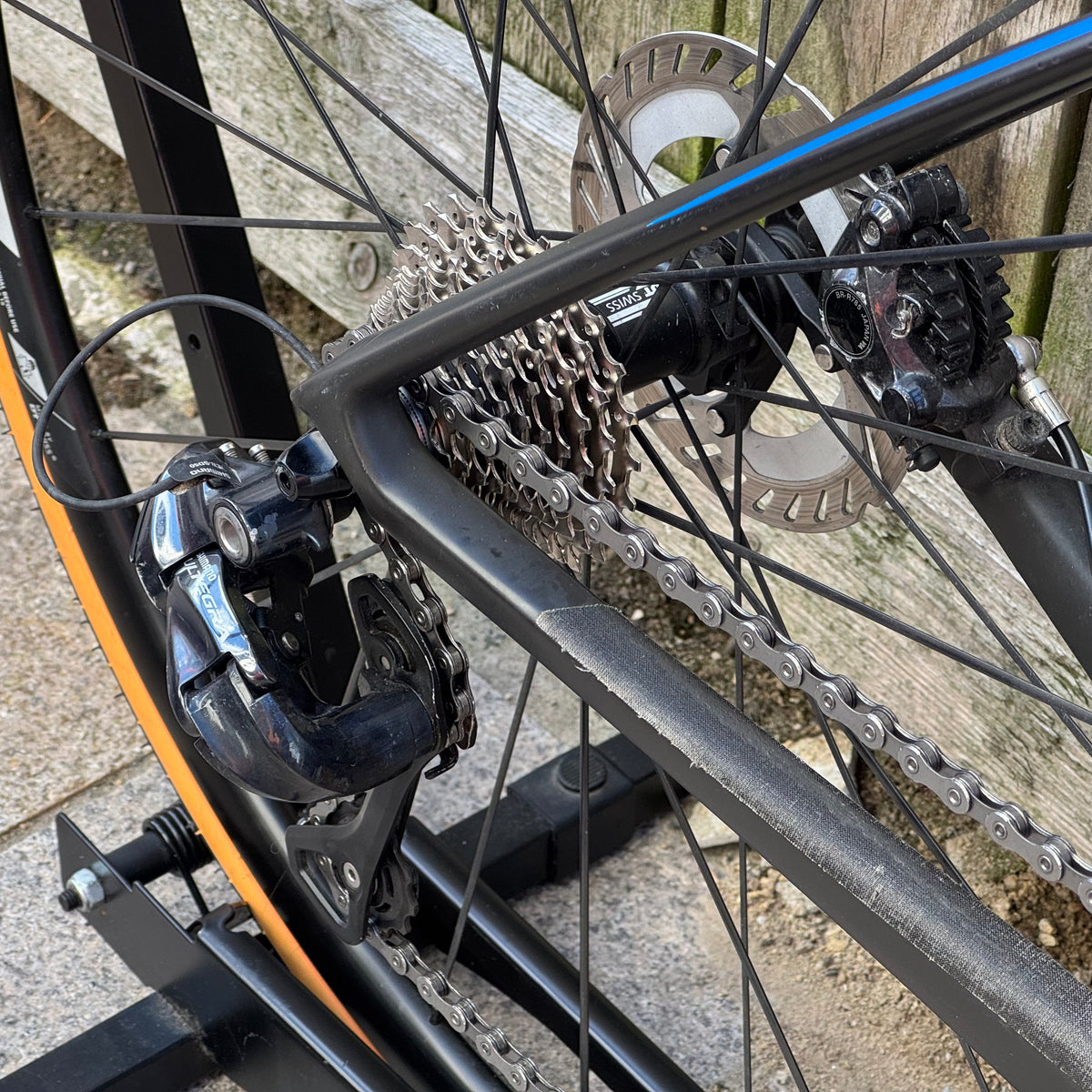 Giant Defy Advanced Pro 0 Disc Full Carbon Road Bike Medium Ultegra Di2