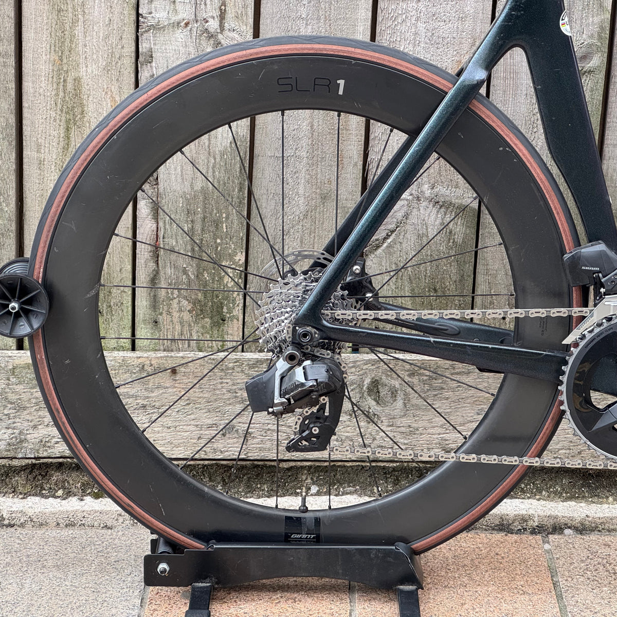 Giant Propel Advanced Disc Full Carbon Road Bike M/L SRAM Rival