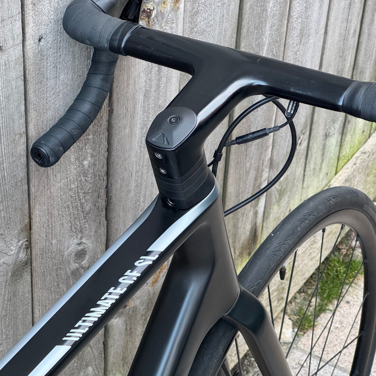 Canyon Ultimate CF SL Disc Full Carbon Road Bike Large Ultegra Di2