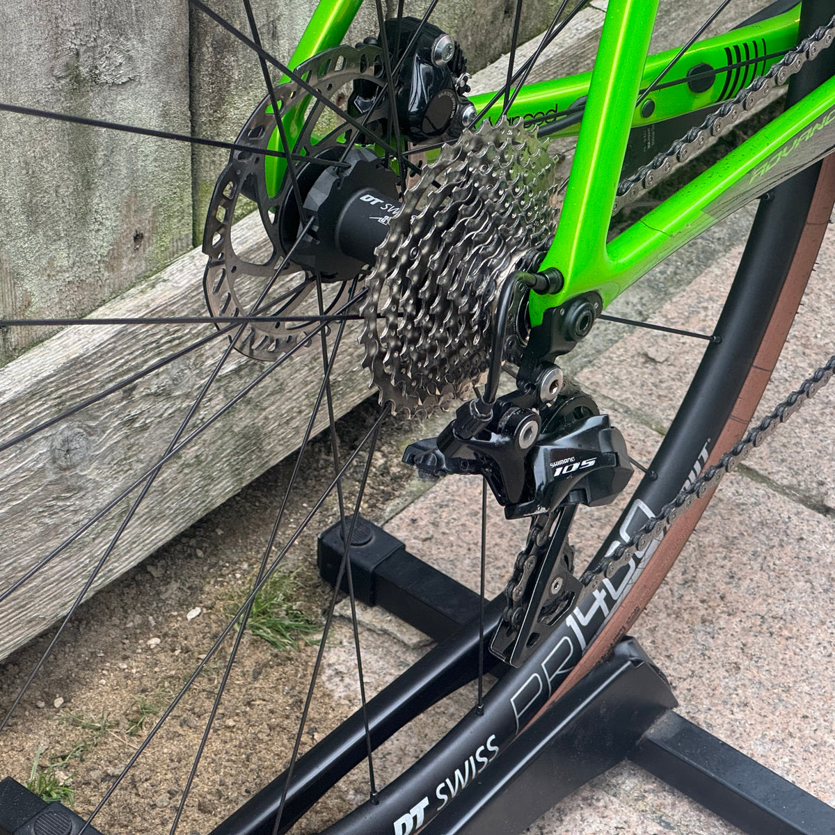 Giant Propel Advanced Disc Full Carbon Road Bike M/L 105