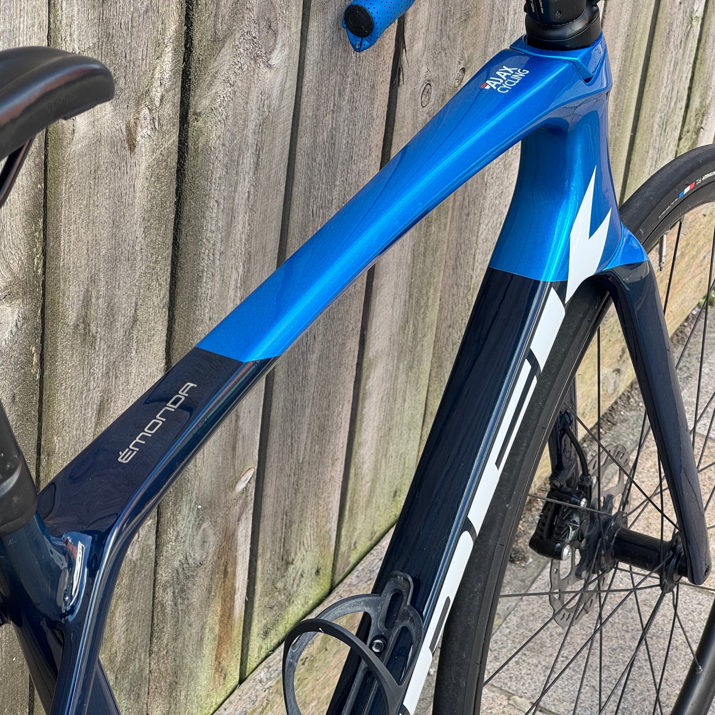 Trek Emonda SL5 Disc Full Carbon Road Bike 58cm Ultegra Di2