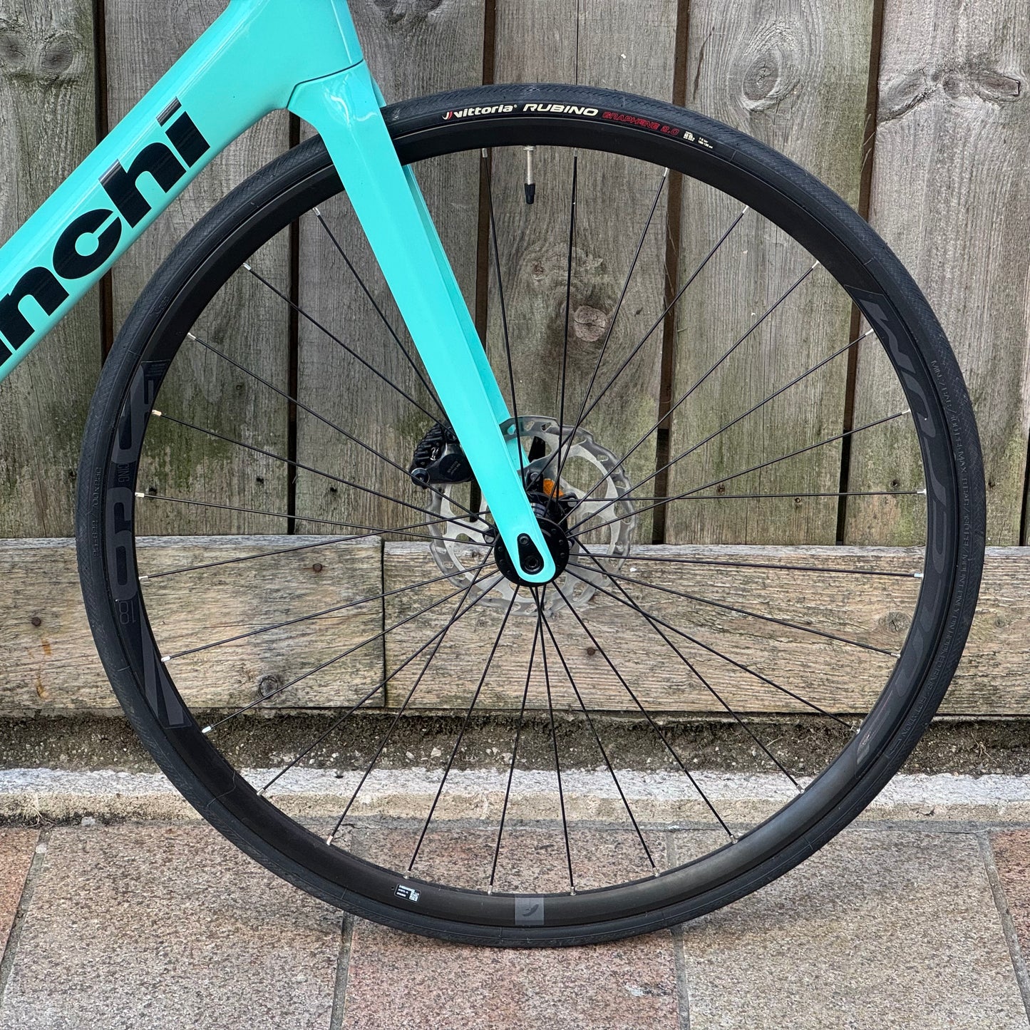 Bianchi Sprint Disc Full Carbon Road Bike 59cm 105 12s